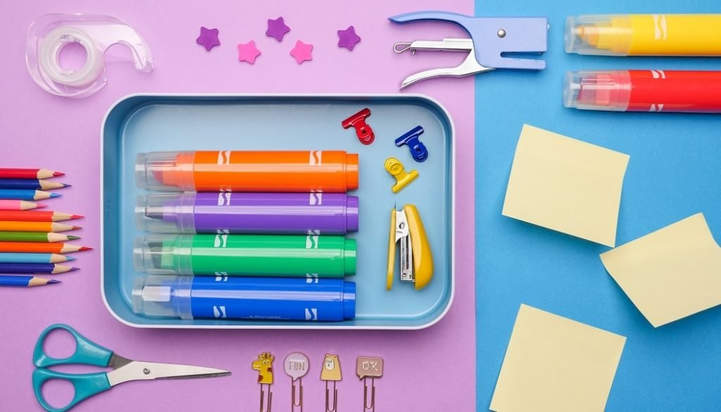 How Do Erasable Highlighters Work? [Things to Know]